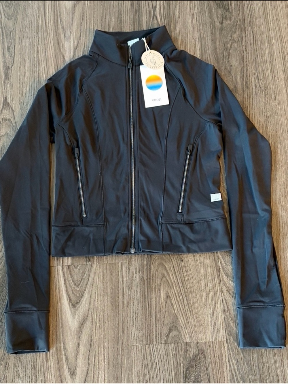Vuori Black Full Zip Jacket - AllTheForm - Size S